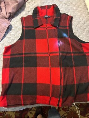 Chaps Red & Black Plaid Zip Front Vest